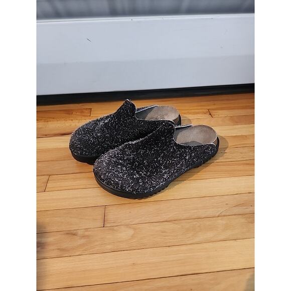 Betula Birkenstock MohairSuede Closed Toe Slip On Clogs Women's 37 Mules Comfort - Picture 1 of 7